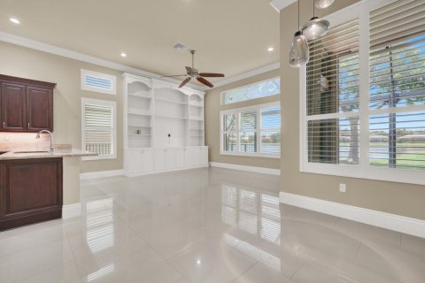 House in Boynton Beach, Florida 4 bedrooms, 256.6 sq.m. № 2185421 - photo 11