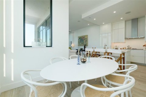 Купить кондоминиум в Сарасота, Флорида 5 комнат, 145.11м2, № 1684460 - фото 16