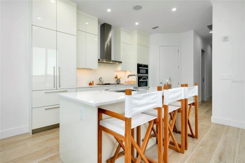 Купить кондоминиум в Сарасота, Флорида 5 комнат, 145.11м2, № 1684460 - фото 8