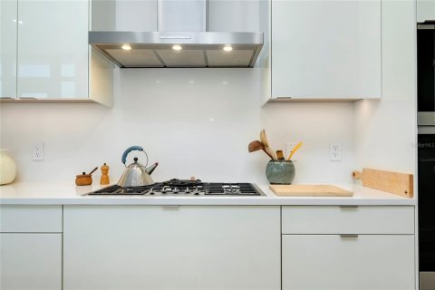 Купить кондоминиум в Сарасота, Флорида 5 комнат, 145.11м2, № 1684460 - фото 13