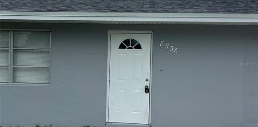 House in Okeechobee, Florida 3 bedrooms, 178.84 sq.m. № 2224816