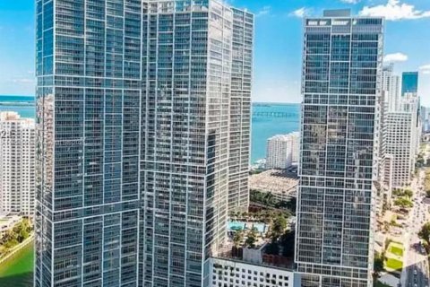 Condominio en venta en Miami, Florida, 1 dormitorio, 68 m2 № 2243194 - foto 11
