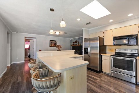 House in Saint Petersburg, Florida 3 bedrooms, 174.01 sq.m. № 1811024 - photo 27
