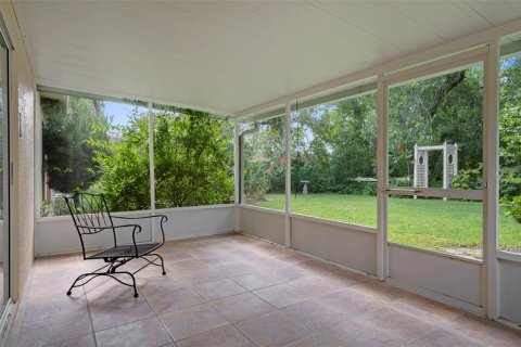 House in Spring Hill, Florida 3 bedrooms, 125.33 sq.m. № 1856693 - photo 23