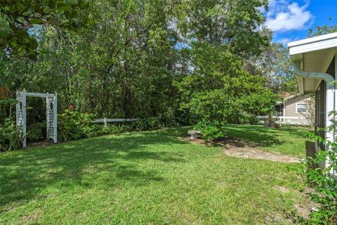 House in Spring Hill, Florida 3 bedrooms, 125.33 sq.m. № 1856693 - photo 25