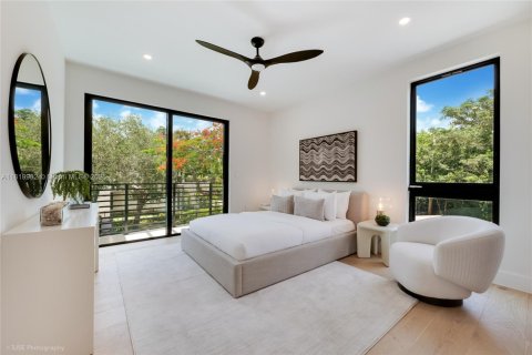 Villa ou maison à vendre à Miami, Floride: 5 chambres, 401.8 m2 № 1777831 - photo 24