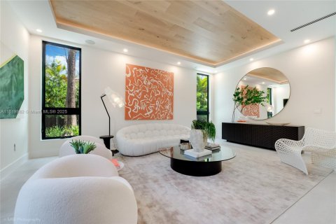 Villa ou maison à vendre à Miami, Floride: 5 chambres, 401.8 m2 № 1777831 - photo 7