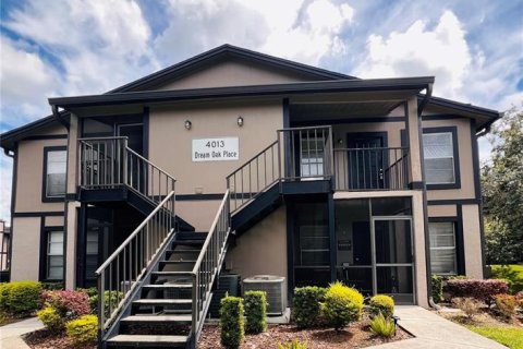 Condo in Tampa, Florida, 2 bedrooms № 2230076
