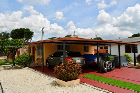 Villa ou maison à vendre à Hialeah, Floride: 3 chambres, 96.62 m2 № 1927200 - photo 7