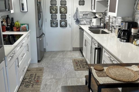 Copropriété à vendre à Miami, Floride: 2 chambres, 136.57 m2 № 2061461 - photo 5