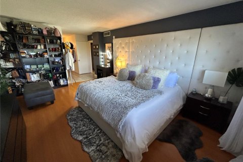 Copropriété à vendre à Miami, Floride: 2 chambres, 136.57 m2 № 2061461 - photo 26