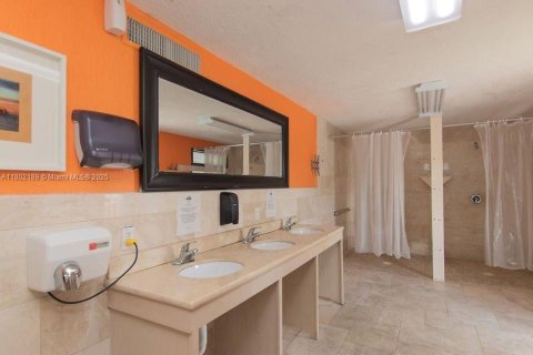 Снять в аренду квартиру в Ки-Ларго, Флорида 2 спальни, № 1959640 - фото 23