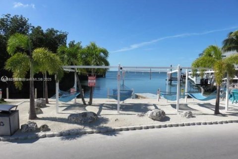 Снять в аренду квартиру в Ки-Ларго, Флорида 2 спальни, № 1959640 - фото 4