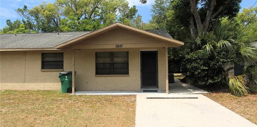 Appartement à Zephyrhills, Floride 2 chambres, 78.97 m2 № 2103802