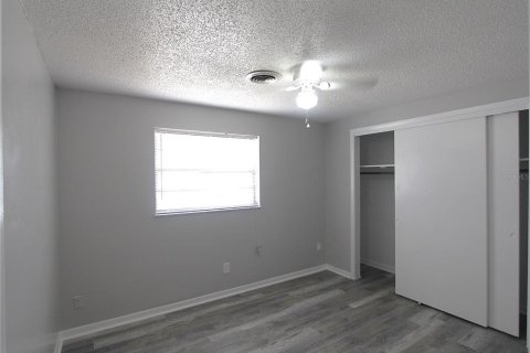 Appartement à louer à Zephyrhills, Floride: 2 chambres, 78.97 m2 № 2103802 - photo 5