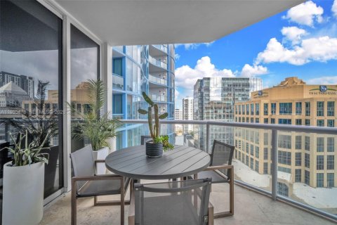 Купить кондоминиум в Форт-Лодердейл, Флорида 2 спальни, 198.9м2, № 2009617 - фото 10