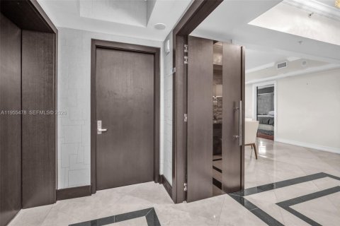 Купить кондоминиум в Форт-Лодердейл, Флорида 2 спальни, 198.9м2, № 2009617 - фото 14