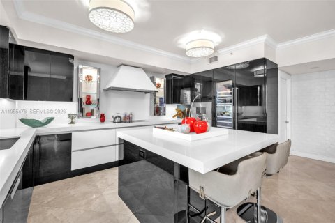 Купить кондоминиум в Форт-Лодердейл, Флорида 2 спальни, 198.9м2, № 2009617 - фото 3