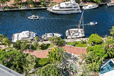 Купить кондоминиум в Форт-Лодердейл, Флорида 2 спальни, 198.9м2, № 2009617 - фото 24