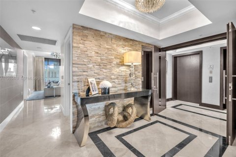 Купить кондоминиум в Форт-Лодердейл, Флорида 2 спальни, 198.9м2, № 2009617 - фото 15