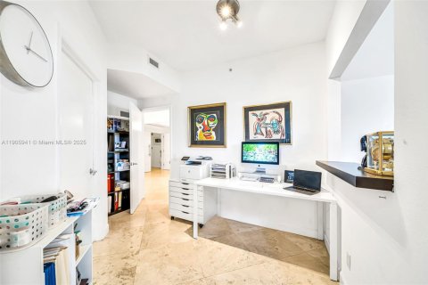 Купить кондоминиум в Авентура, Флорида 2 спальни, 193.24м2, № 2013799 - фото 17