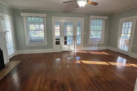 Villa ou maison à louer à Mount Dora, Floride: 2 chambres, 139.82 m2 № 2416331 - photo 5