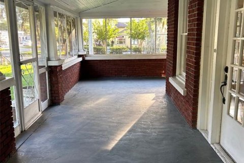 Villa ou maison à louer à Mount Dora, Floride: 2 chambres, 139.82 m2 № 2416331 - photo 2
