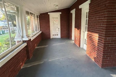 Villa ou maison à louer à Mount Dora, Floride: 2 chambres, 139.82 m2 № 2416331 - photo 3