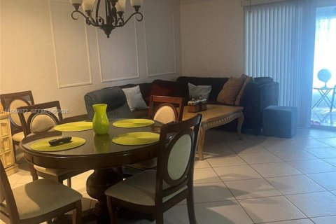 Condominio en venta en Lake Worth, Florida, 2 dormitorios № 2030720 - foto 9