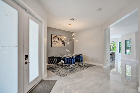 House in Parkland, Florida 5 bedrooms, 314.38 sq.m. № 1874813 - photo 24
