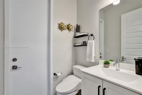 House in Parkland, Florida 5 bedrooms, 314.38 sq.m. № 1874813 - photo 26