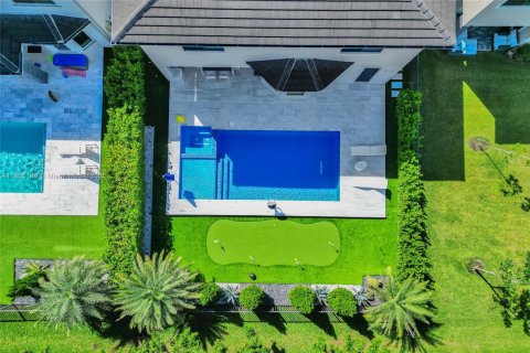 House in Parkland, Florida 5 bedrooms, 314.38 sq.m. № 1874813 - photo 5