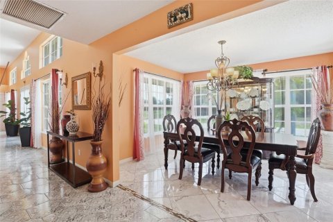 Villa ou maison à vendre à Punta Gorda, Floride: 4 chambres, 426.98 m2 № 2215769 - photo 16