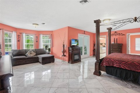 Villa ou maison à vendre à Punta Gorda, Floride: 4 chambres, 426.98 m2 № 2215769 - photo 24