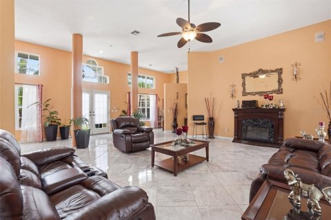 Villa ou maison à vendre à Punta Gorda, Floride: 4 chambres, 426.98 m2 № 2215769 - photo 8