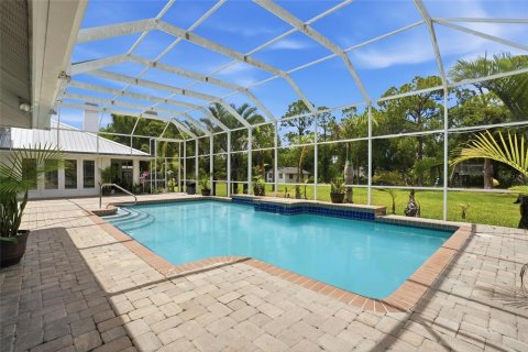 Villa ou maison à vendre à Punta Gorda, Floride: 4 chambres, 426.98 m2 № 2215769 - photo 3