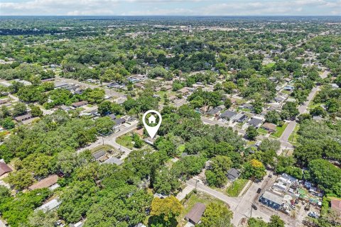 Immobilier commercial à vendre à Tampa, Floride: 4 chambres, 169.92 m2 № 2218653 - photo 10