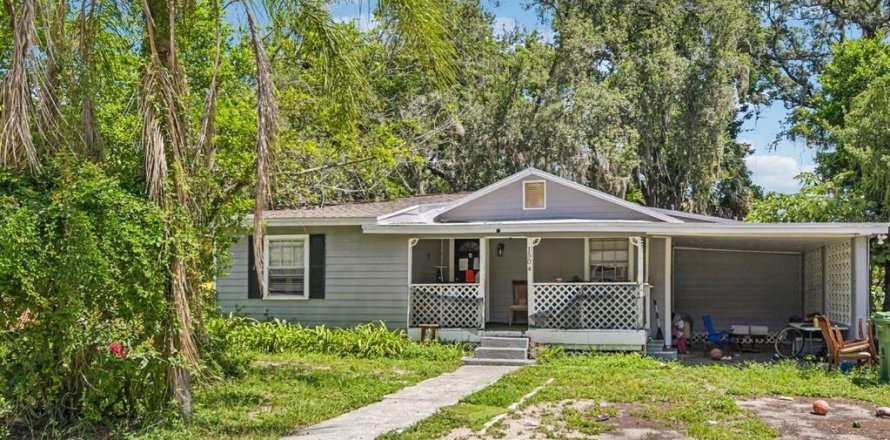 Immobilier commercial à Tampa, Floride 4 chambres, 169.92 m2 № 2218653