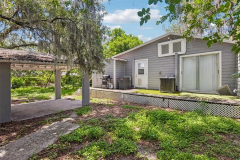 Immobilier commercial à vendre à Tampa, Floride: 4 chambres, 169.92 m2 № 2218653 - photo 2