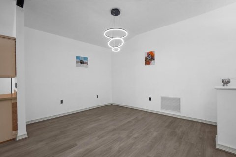 Villa ou maison à vendre à Inverness, Floride: 2 chambres, 168.71 m2 № 2401131 - photo 10