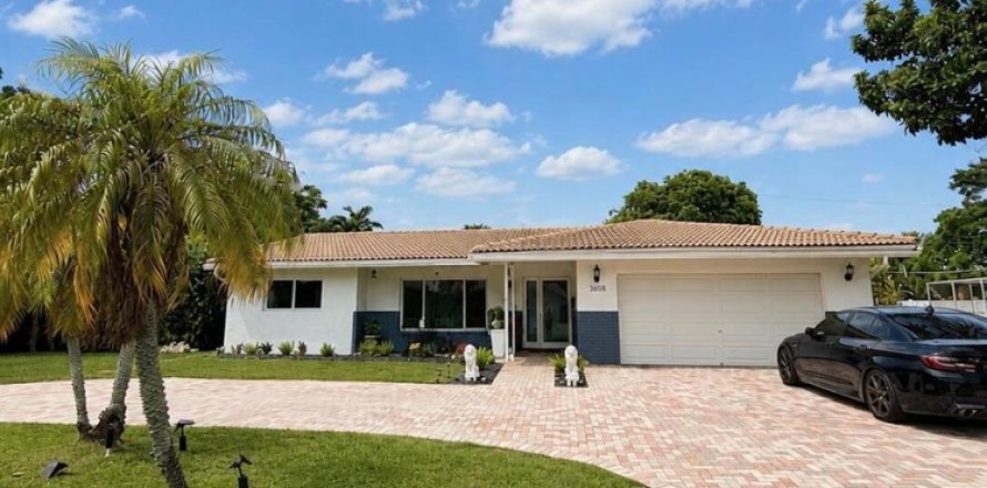 Villa ou maison à Coral Springs, Floride 3 chambres, 155.15 m2 № 2171544