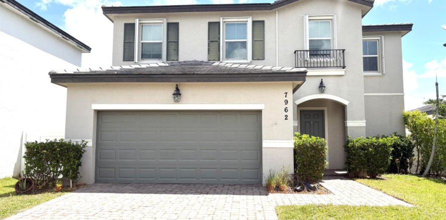 Villa ou maison à Port St. Lucie, Floride 3 chambres, 205.41 m2 № 2086252