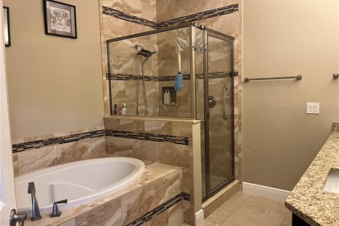 Casa en venta en Tampa, Florida, 4 dormitorios, 205.96 m2 № 1855884 - foto 13