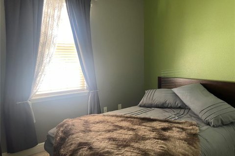 Casa en venta en Tampa, Florida, 4 dormitorios, 205.96 m2 № 1855884 - foto 18