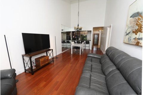 Condominio en venta en Longwood, Florida, 3 dormitorios, 144.93 m2 № 1836915 - foto 4
