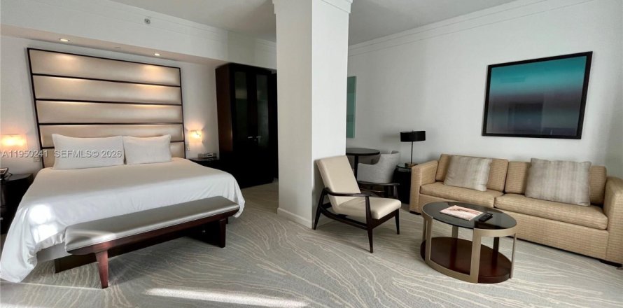 Студия в кондо в Майами-Бич, Флорида № 2006744