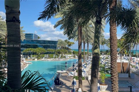 Купить кондоминиум в Майами-Бич, Флорида 57.6м2, № 2006744 - фото 17