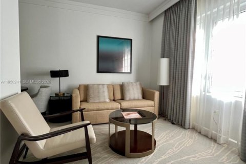 Купить кондоминиум в Майами-Бич, Флорида 57.6м2, № 2006744 - фото 4