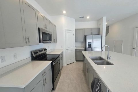 Adosado en alquiler en Palmetto, Florida, 3 dormitorios, 128.39 m2 № 1912760 - foto 5