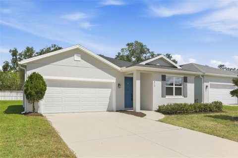 Casa en venta en Apopka, Florida, 3 dormitorios, 172.89 m2 № 2383549 - foto 2